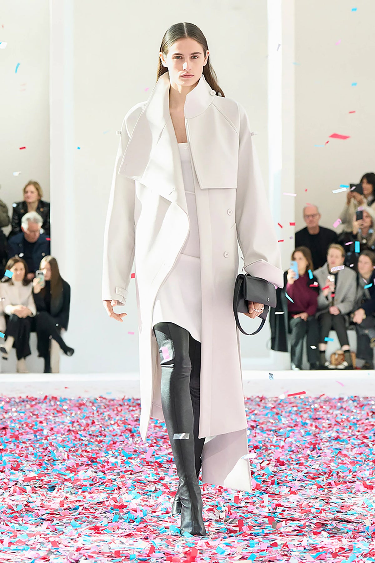 كورريج - Look 20