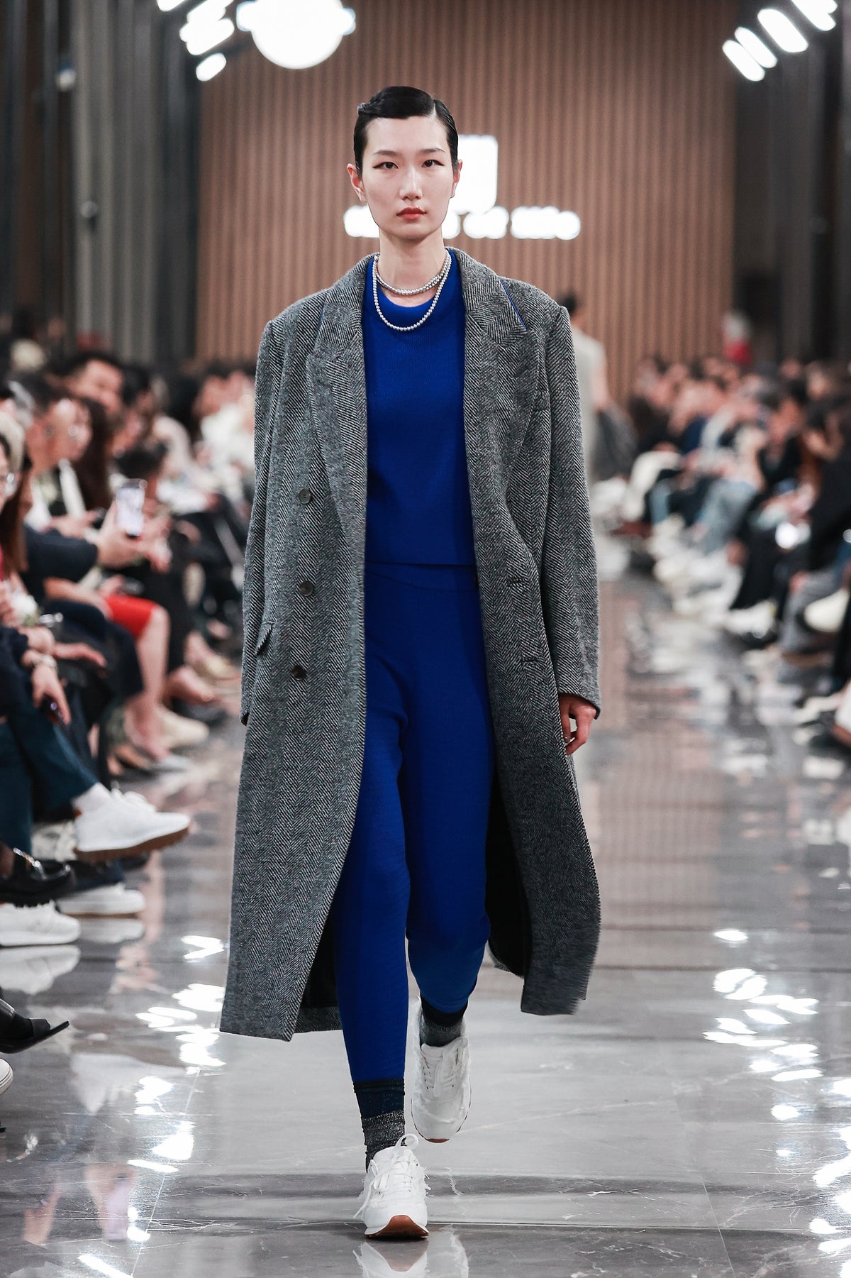 إنو بلس+ - Look 18