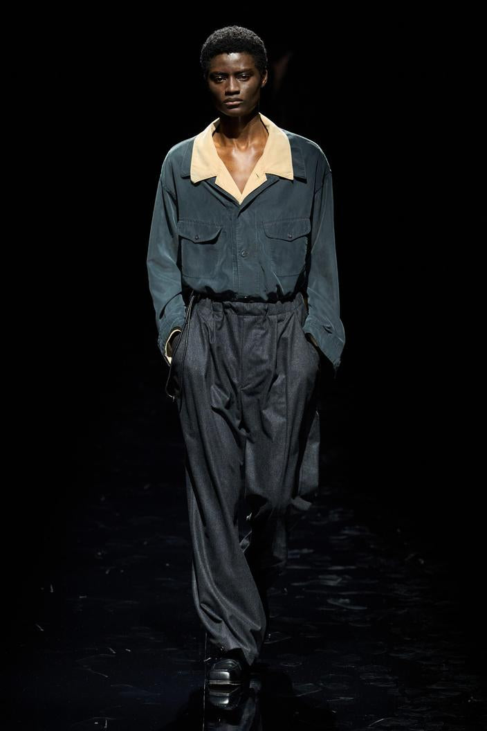 نشيد أ - Look 8