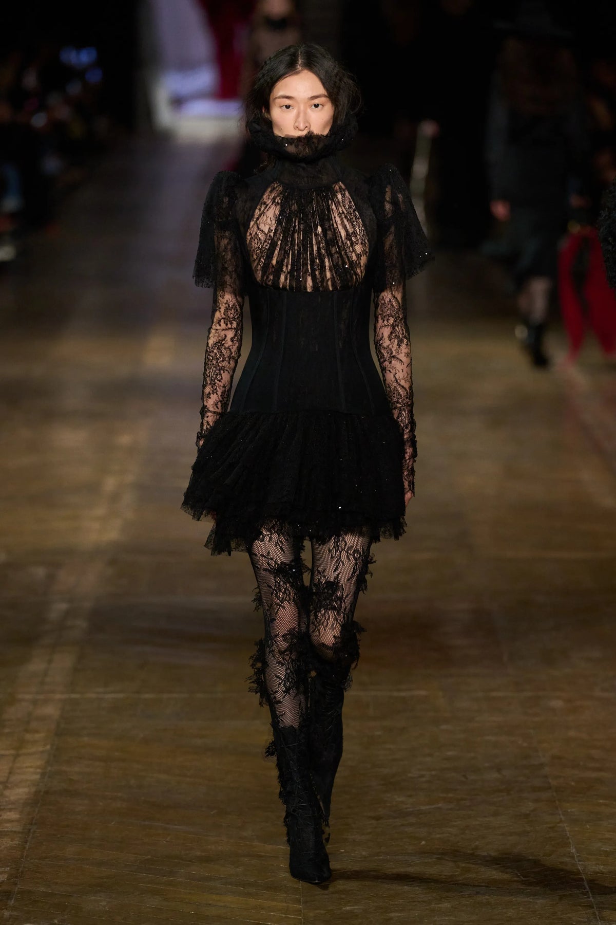 ألكسندر ماكوين - Look 12