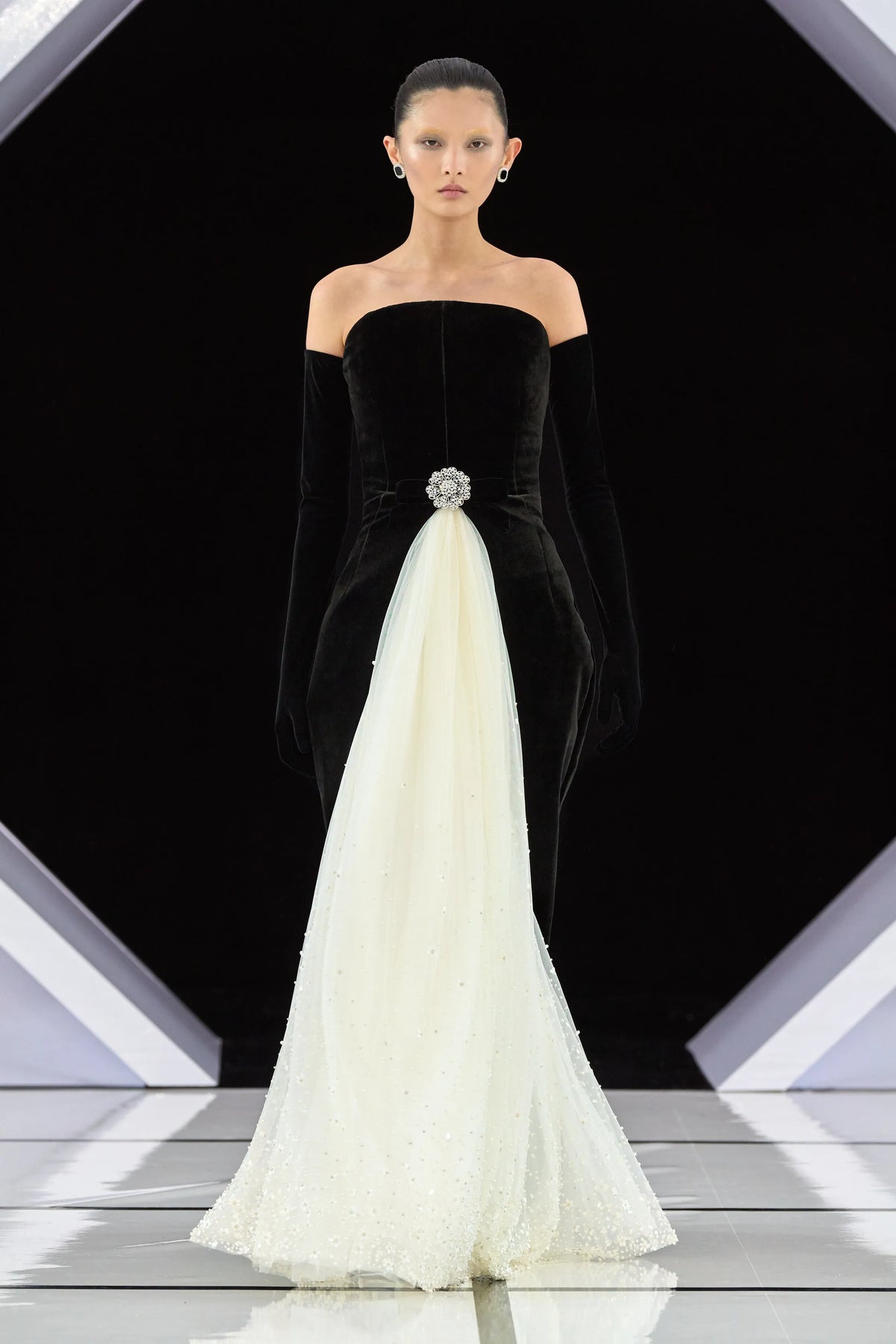 Richard Quinn - Look 8