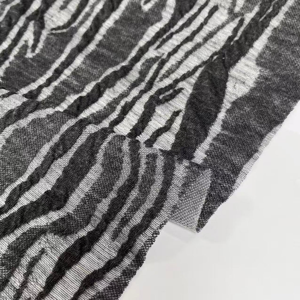 1/55Nm 31%Polyester 24%Nylon 21%Combed Cotton 14%Linen 10%Merino Wool