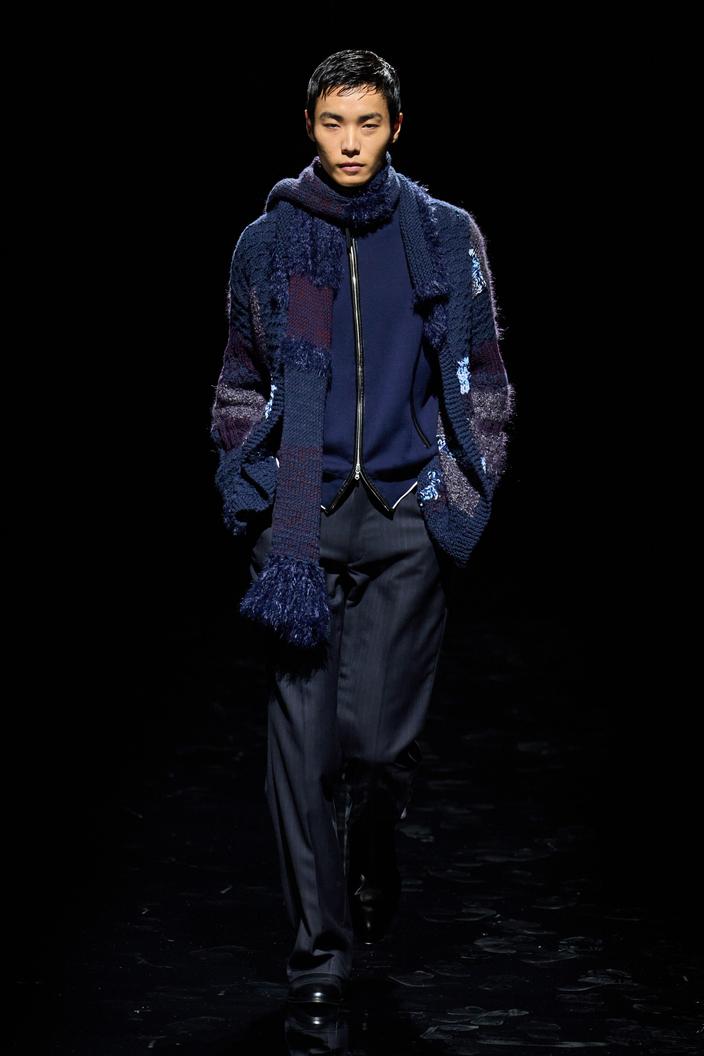 نشيد أ - Look 12