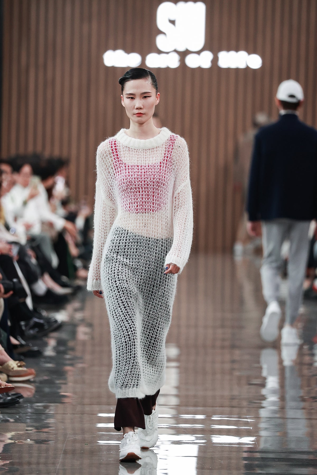 إنو بلس+ - Look 11
