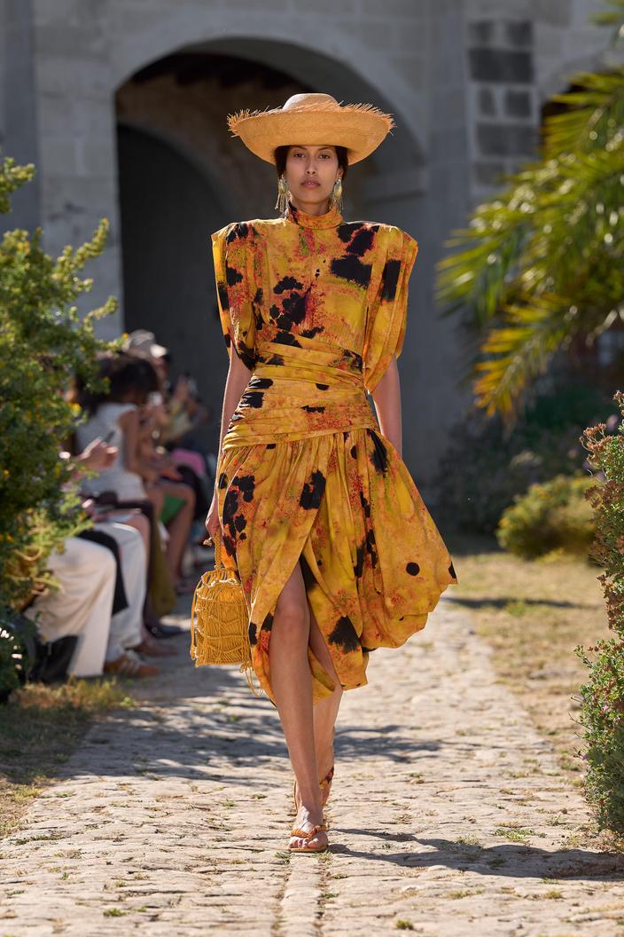 أليميس - Look 22