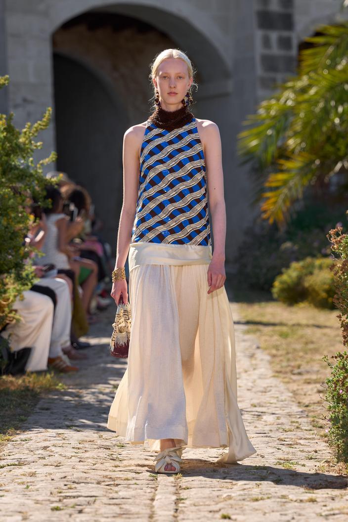 أليميس - Look 18