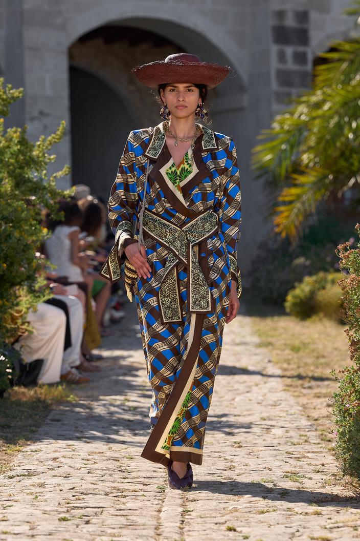 أليميس - Look 20