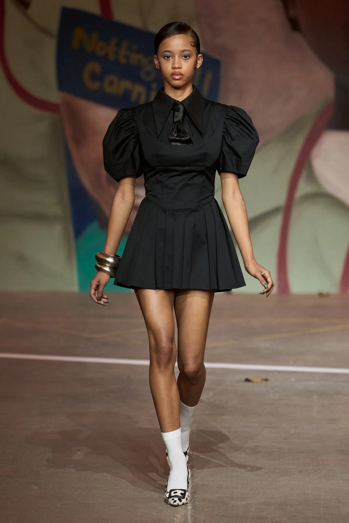تولو كوكر - Look 3