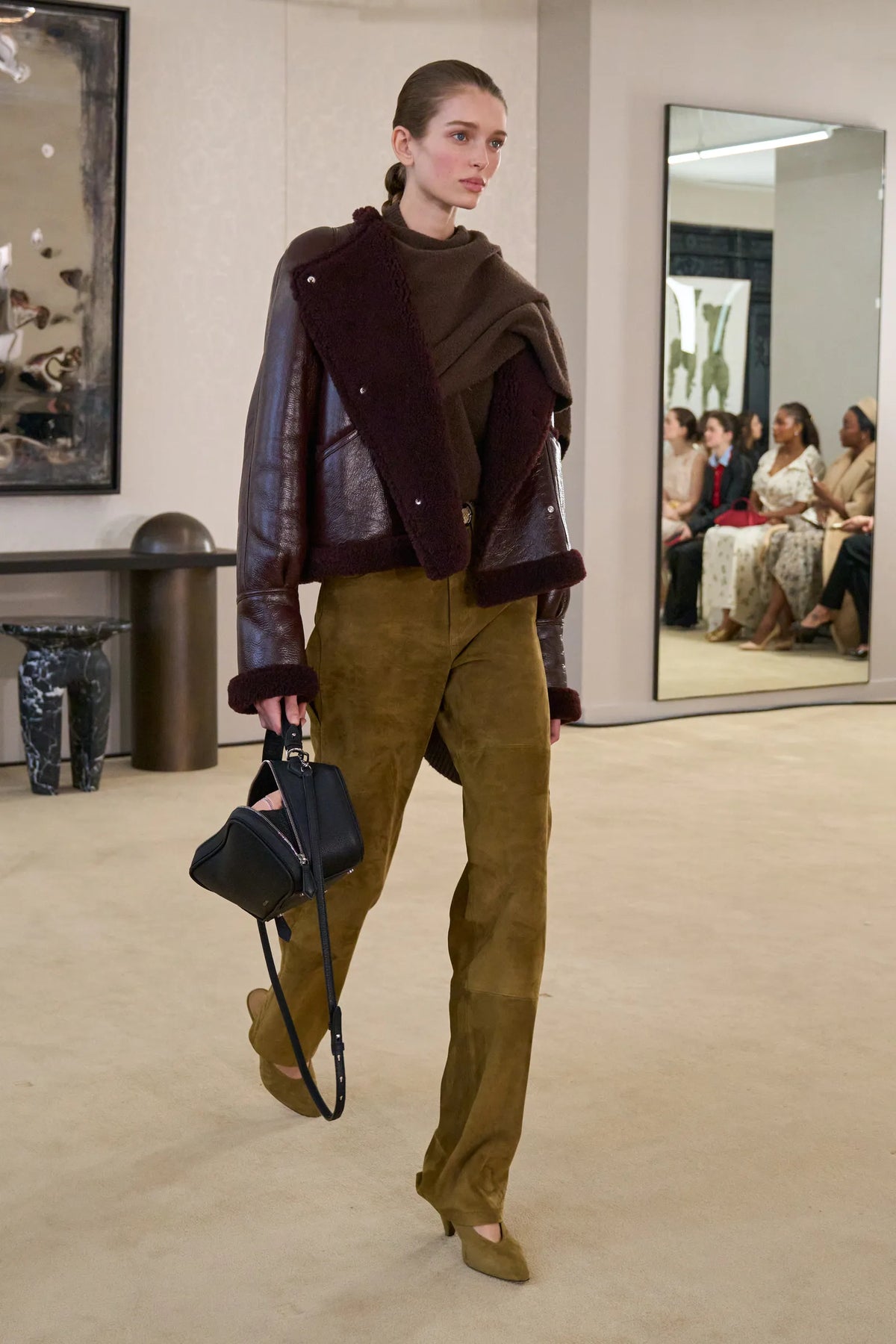 ألتوزارا - Look 33