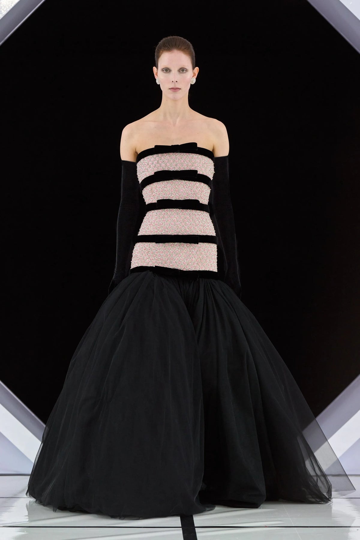 Richard Quinn - Look 23