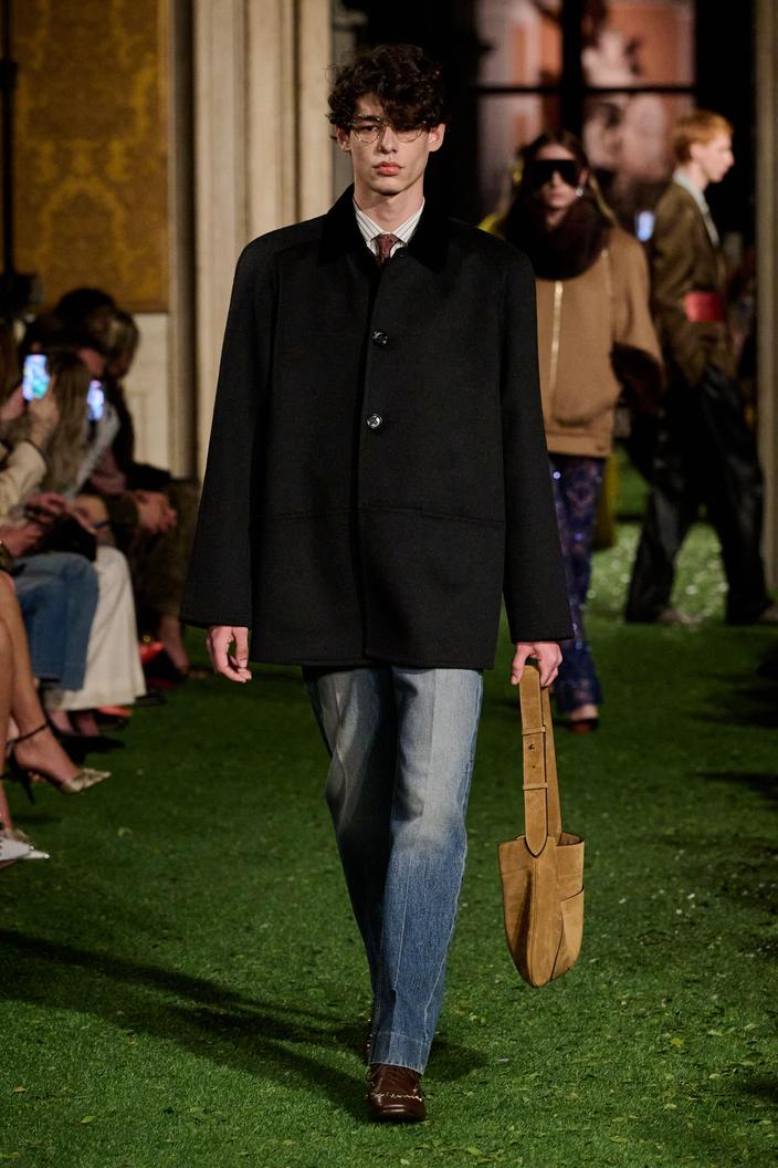 Valentino - Look 18