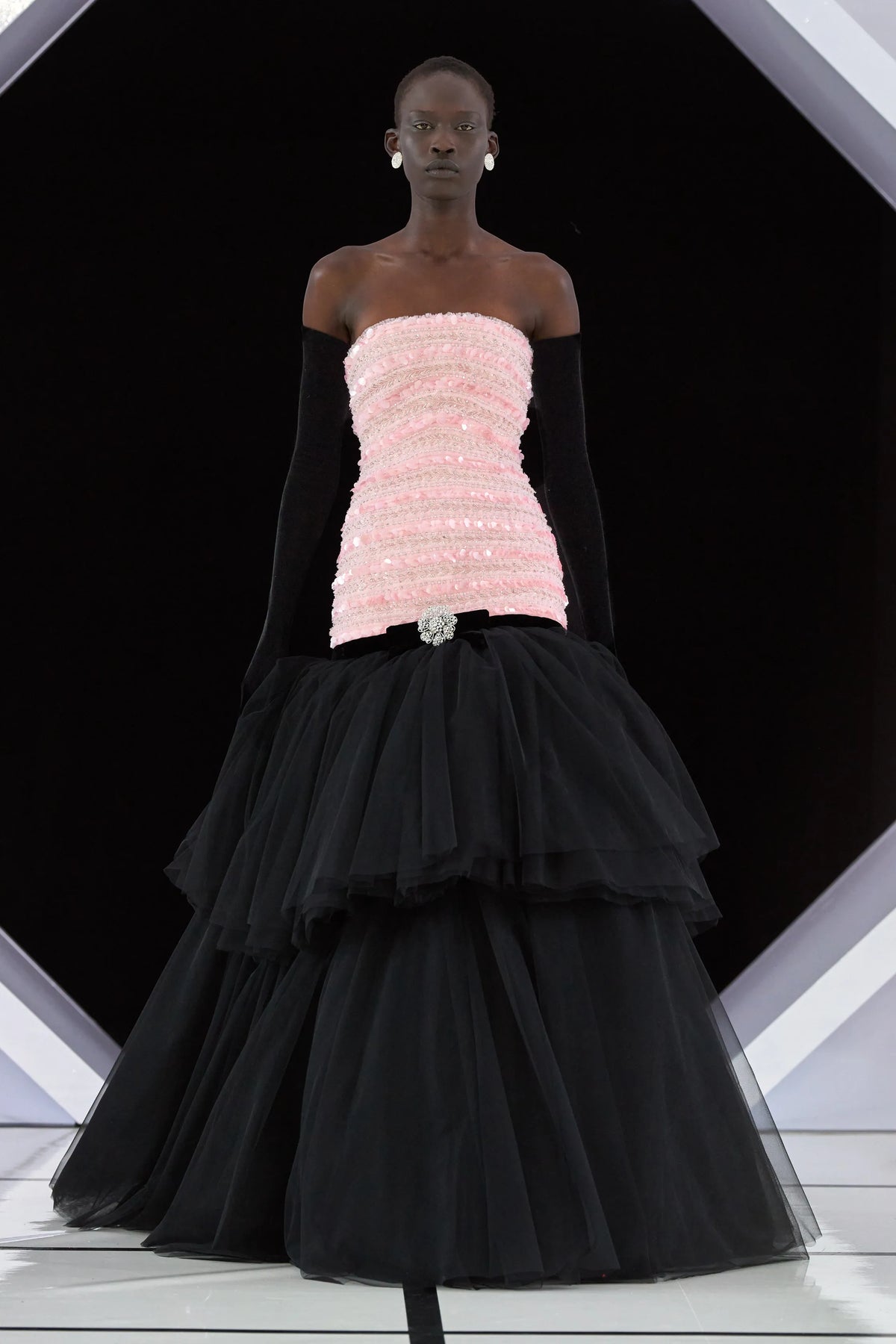 Richard Quinn - Look 13