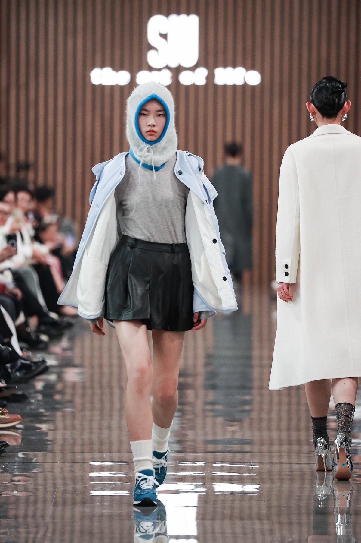 إنو بلس+ - Look 21