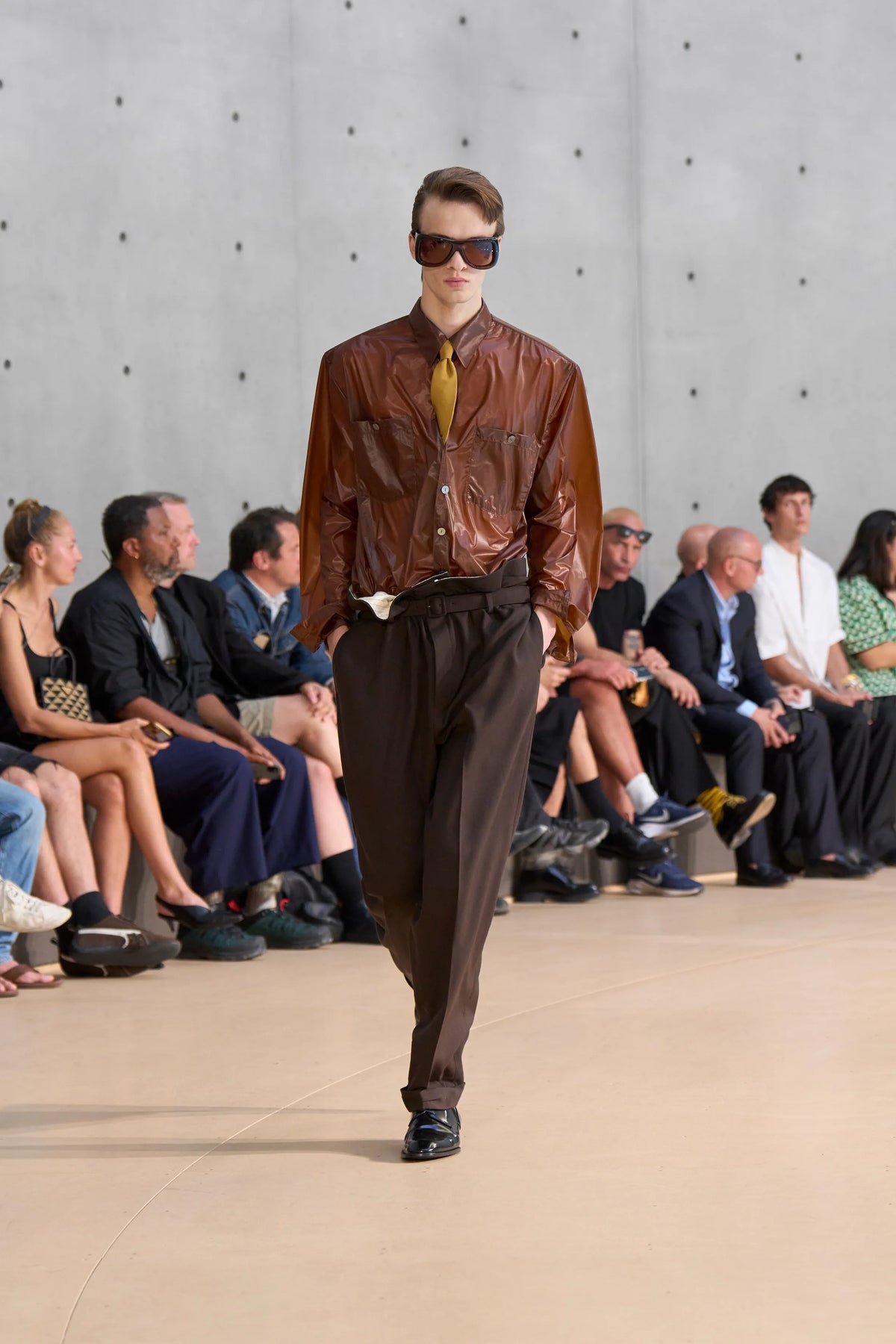 سان لوران - Look 33